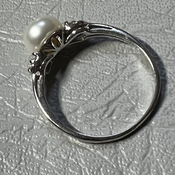 Womens Sterling Imitation Pearl Ring Sterling Silver Clear Stone Accents Size 10 - Picture 5 of 9